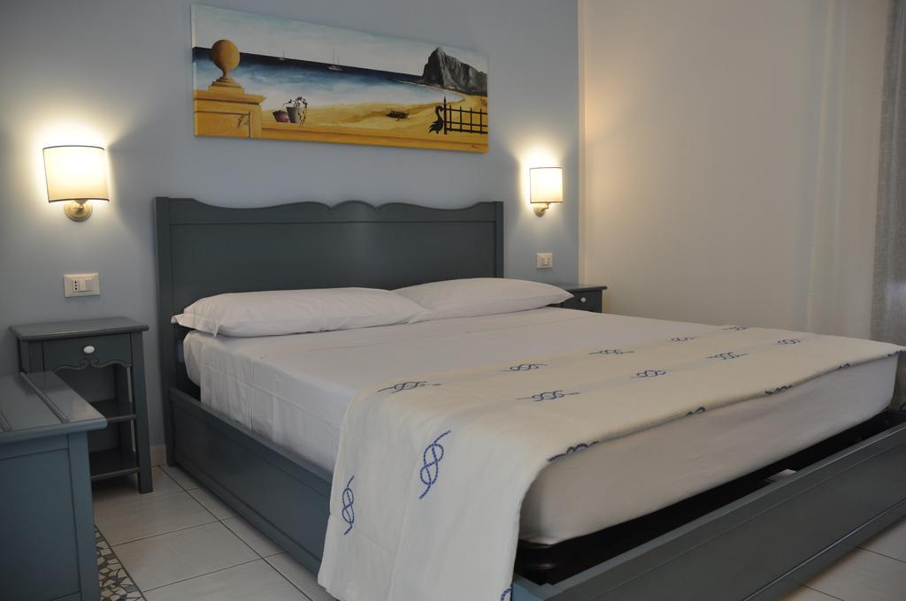 Athena Bed & Breakfast San Vito Lo Capo Bilik gambar