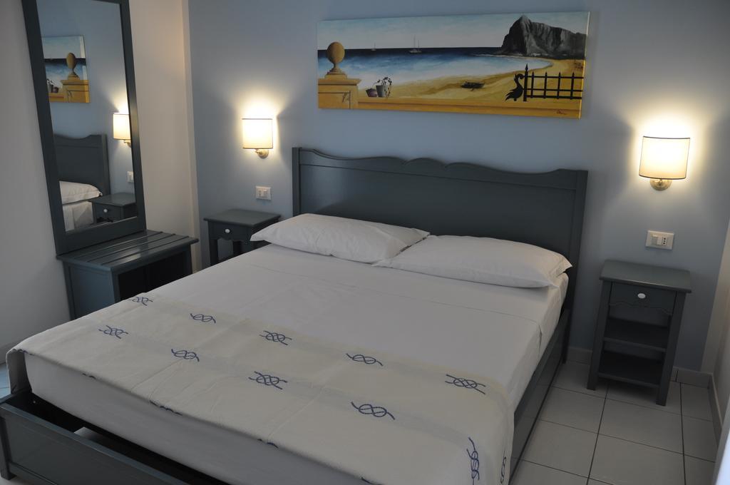 Athena Bed & Breakfast San Vito Lo Capo Bilik gambar